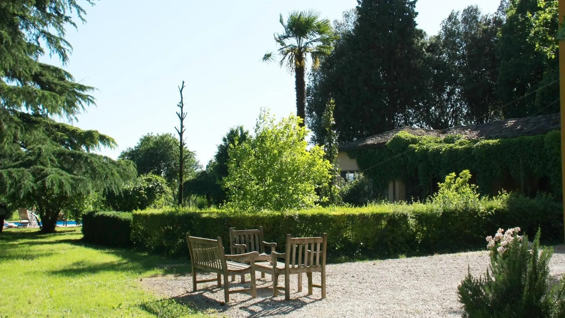 Elegant Holiday Home In Faenza With Garden And Pool Italien